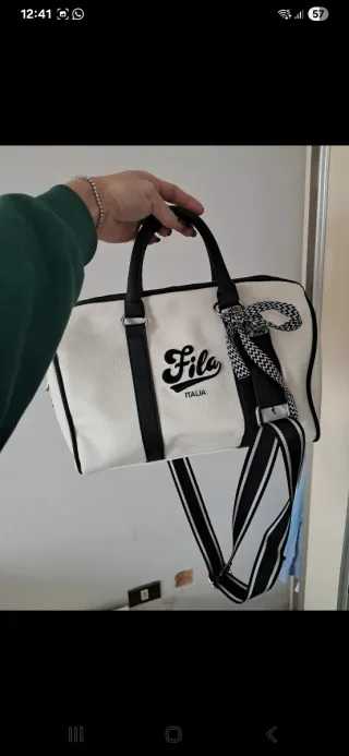Borsa Fila bianca e nera