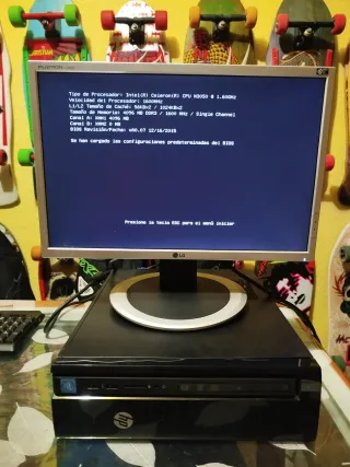 PC Caja HP + Monitor LG Ordenador