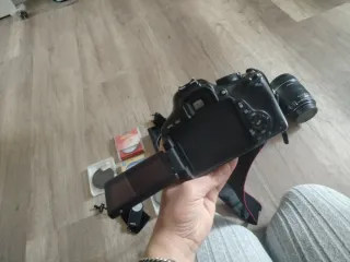 Cámara Canon EOS 600D + Accesorios