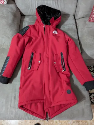 Chaqueta Invierno Nike Unisex Roja Negra