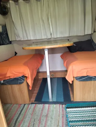 Se vende autocaravana Ford Transit de 140 cv