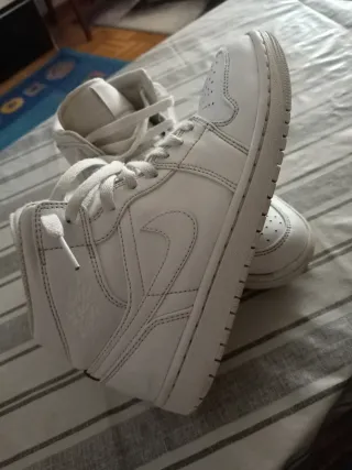 Zapatillas Nike Jordan Blancas