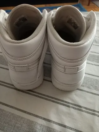 Zapatillas Nike Jordan Blancas