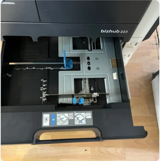 Impresora Konica Minolta Bizhub 223