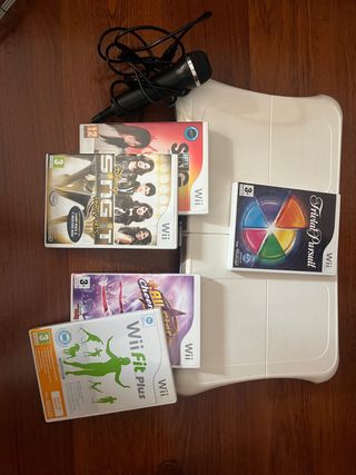 Tabla Wii + Micrófono + 5 Juegos