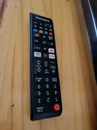 Televisor Samsung 32" LED HD smart tv