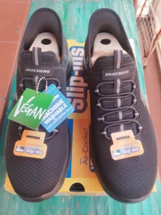 Zapatillas NUEVAS Skechers Summits High Range