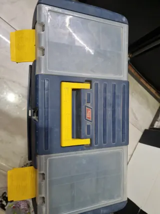 Caja de herramientas Tayg N° 17