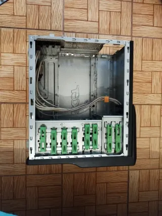 Caja Torre PC Acer Aspire