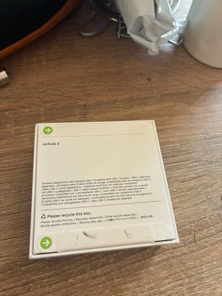 AirPods 4 Pro precintados