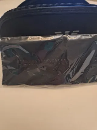 Funda gafas Emporio Armani y gamuza