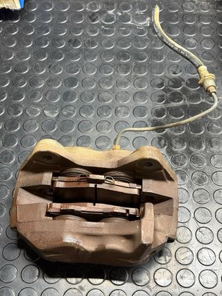 Pinza de freno TOYOTA J9 land cruiser 90 95