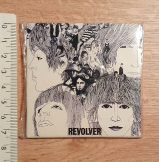 Imán Nevera Beatles Revolver