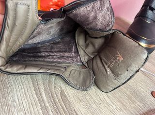 Zapatillas/Botines Cuña Negro y Dorado