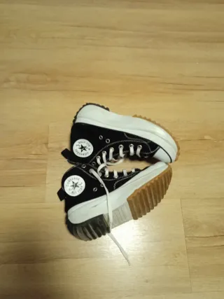 Converse plataforma negras y blancas