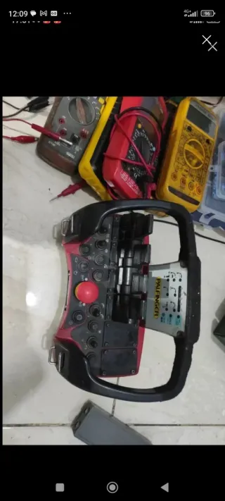 Riparazione di schede elettroniche per lavatrici, frigoriferi e altro