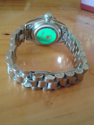 Casi NUEVO Reloj joya mujer brillantitos ganga!