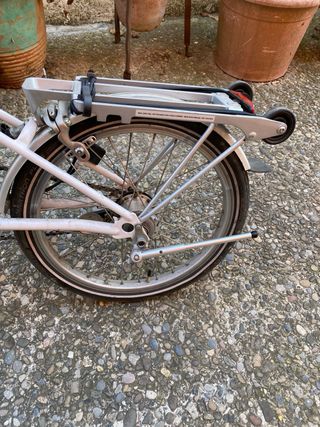 Pata lateral para bicicleta Brompton