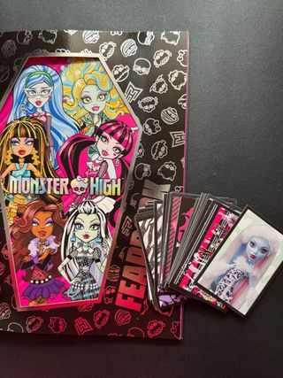 Cromos Monster High 2025