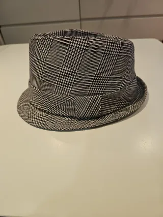 Sombrero cuadros pata de gallo