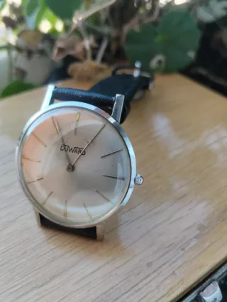 Reloj Duward Plata y Negro