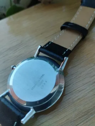 Reloj Duward Plata y Negro