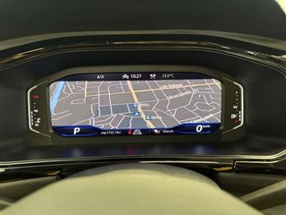 Volkswagen T-Roc R 2.0 TSI 221kW (300CV) 4Motion DSG (2022)
