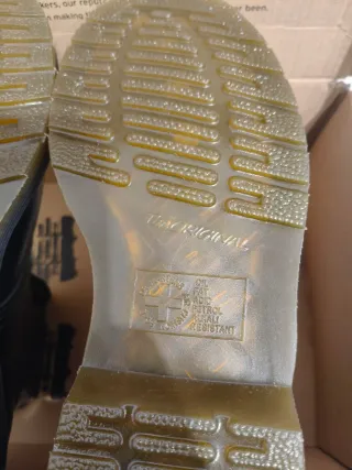 Botas Dr. Martens 1460 Negras. Originales, nuevas.