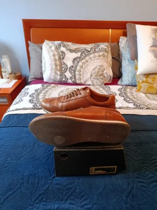 Zapatillas de cuero marrón T44