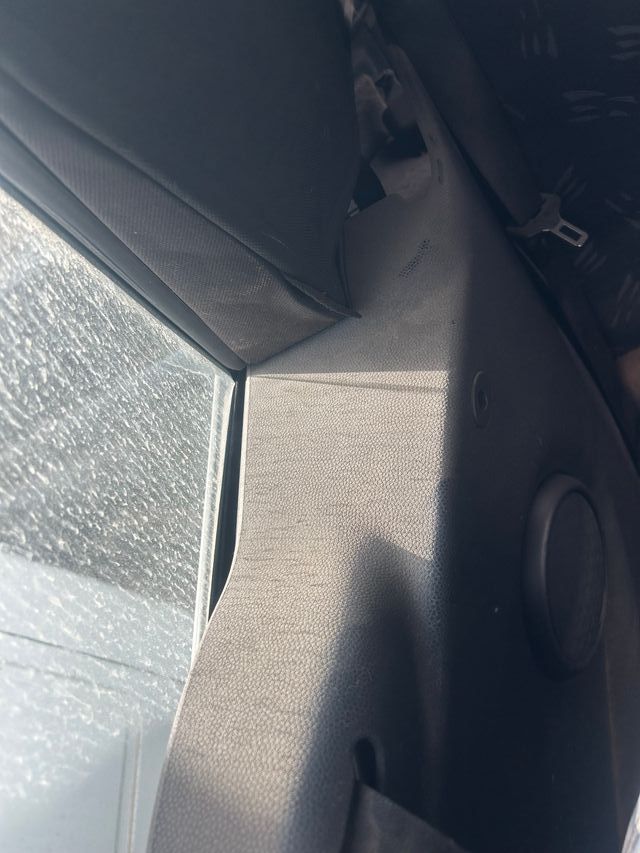 Respaldo y guarnecidos traseros