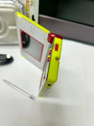 Nintendo DS Lite Grigio e Giallo Fluo