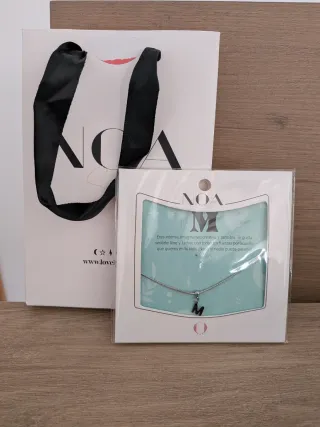 Colgante Inicial M NOA Story Plata