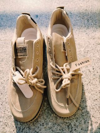 Scarpe uomo beige taglia 43?