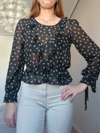 Blusa Sfera Transparente Flores Blancas Talla M