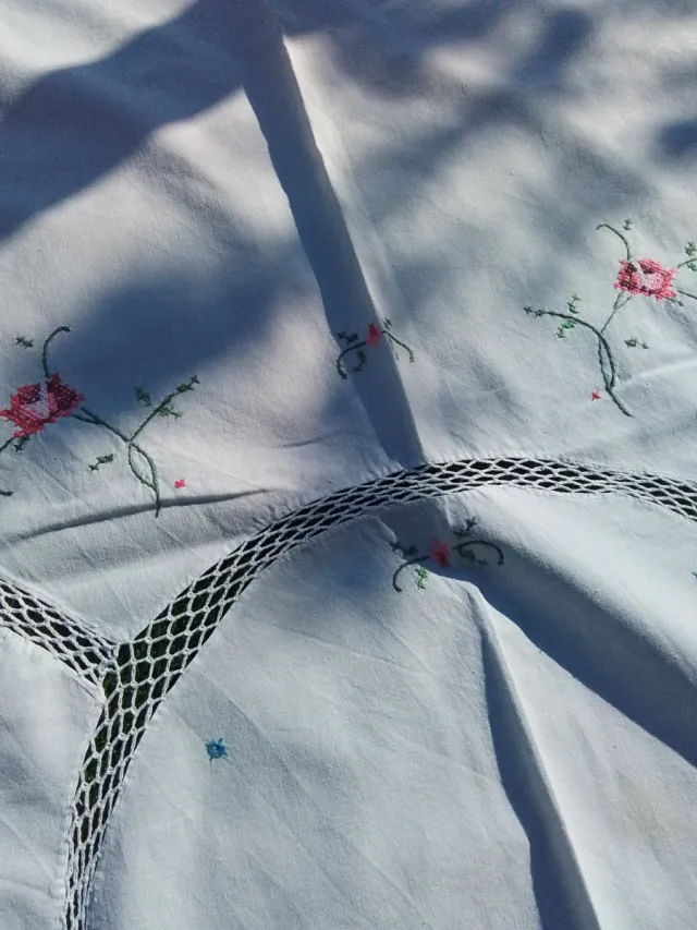 Antico tovagliato con tovaglioli