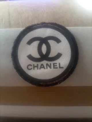 Toppa Chanel Logo
