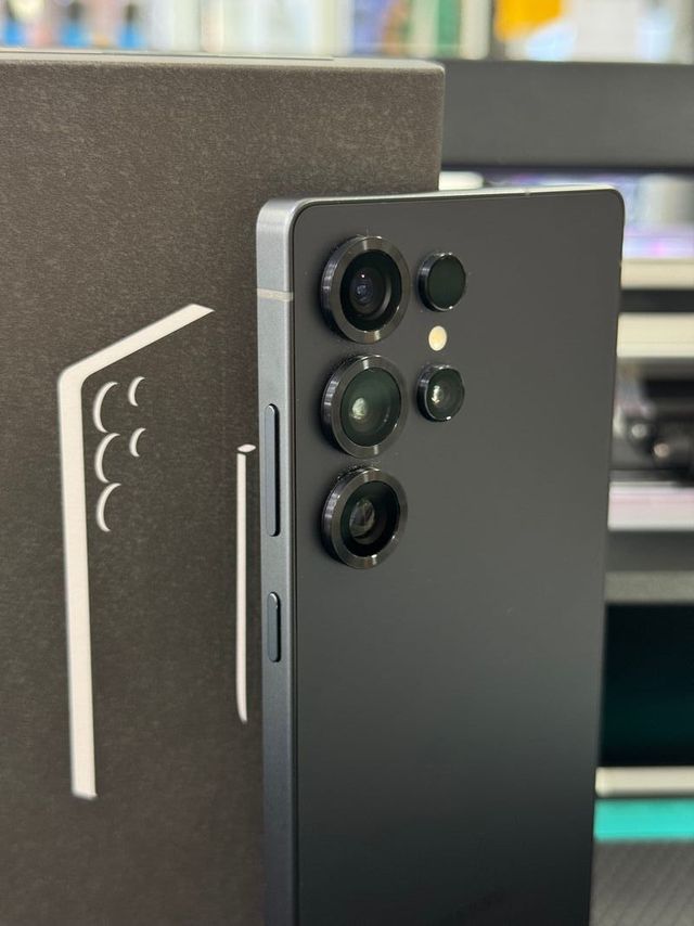 SAMSUNG S25 ULTRA 512GB COMO NOVO