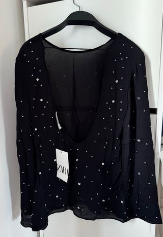 Blusa negra apliques Zara