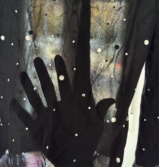 Blusa negra apliques Zara