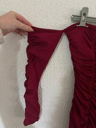 Vestido ajustado granate sin usar Talla M