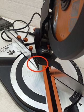 Sierra  Ingletadora  Evolution