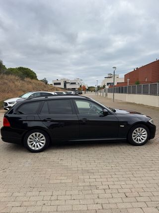 BMW 318D TOURING