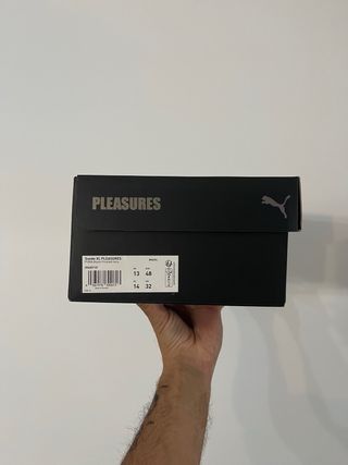Puma Suede XL Pleasures Negro Marfil