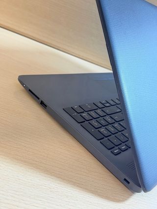 HP Laptop 15 i5-8th / 8Gb / 256Gb