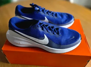 Zapatillas Nike Revolution 8 T48.5