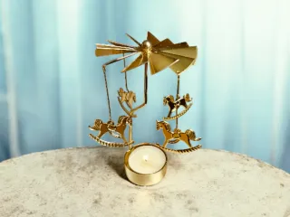 Portacandele Carrusel Dorato in Metallo