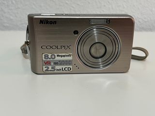 Cámara Digital Nikon COOLPIX 8.0 MP