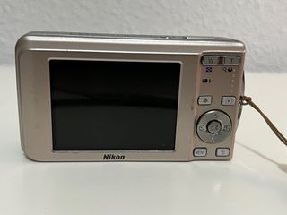 Cámara Digital Nikon COOLPIX 8.0 MP