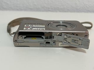 Cámara Digital Nikon COOLPIX 8.0 MP