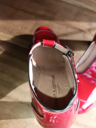Zapatos charol rojos Eight Octobe